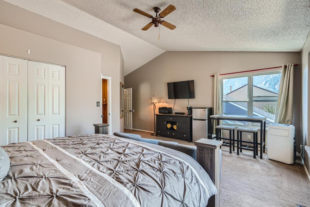 A Colorado Room With A View - King Colorado Springs Eksteriør bilde