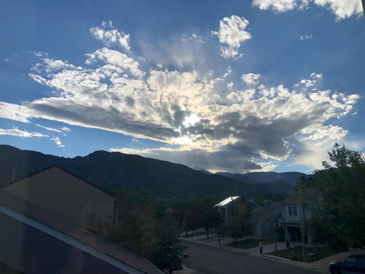 A Colorado Room With A View - King Colorado Springs Eksteriør bilde
