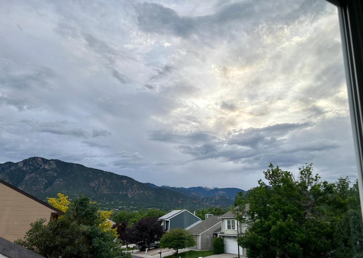 A Colorado Room With A View - King Colorado Springs Eksteriør bilde